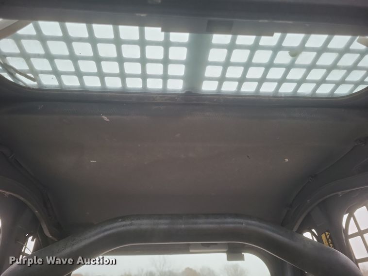 image for item EJ8116 Takeuchi  TL 140 tracked skid steer loader