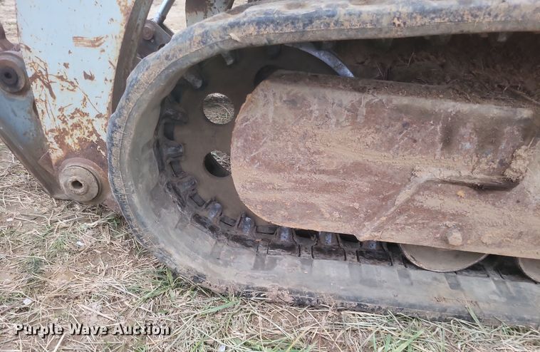 image for item EJ8116 Takeuchi  TL 140 tracked skid steer loader