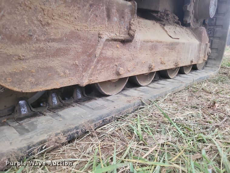 image for item EJ8116 Takeuchi  TL 140 tracked skid steer loader