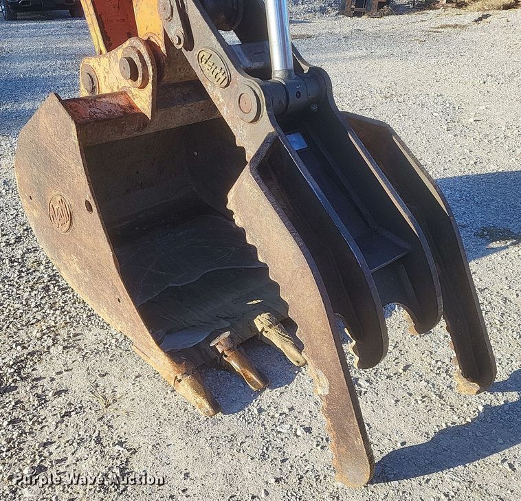 image for item EJ8137 2006 Hitachi ZAXIS 135US excavator