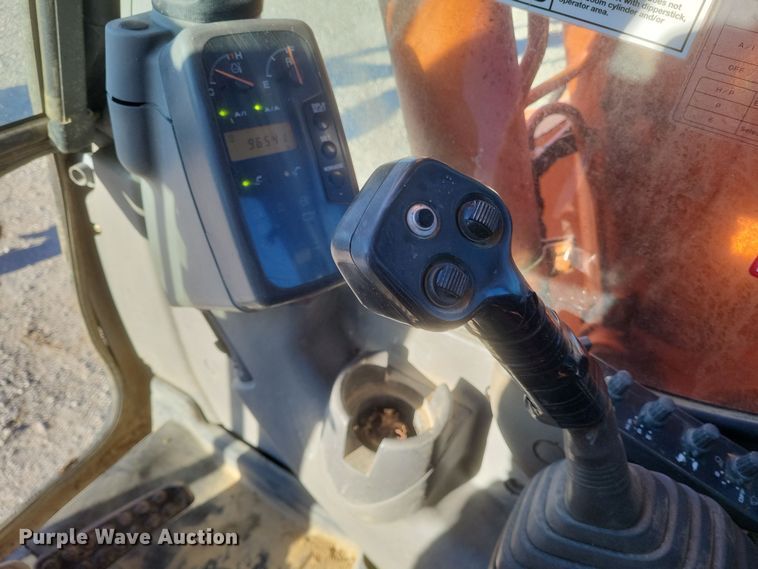 image for item EJ8137 2006 Hitachi ZAXIS 135US excavator