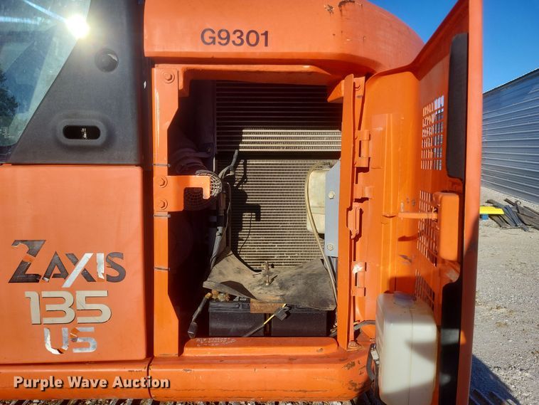 image for item EJ8137 2006 Hitachi ZAXIS 135US excavator