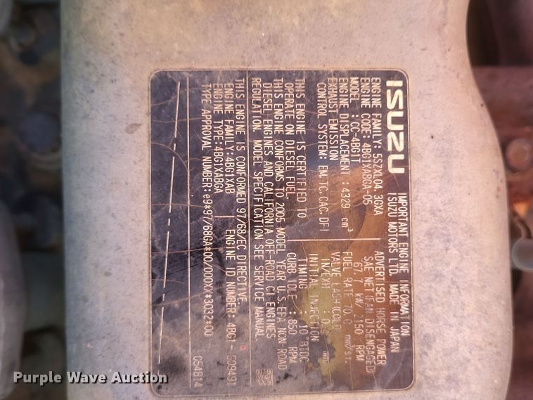 image for item EJ8137 2006 Hitachi ZAXIS 135US excavator