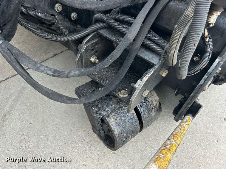 image for item EK3727 2006 Roadtec Shuttle Buggy SB-2500C material transfer vehicle