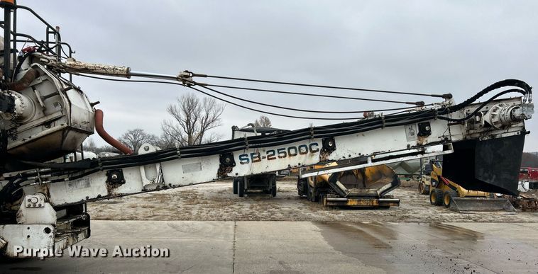 image for item EK3727 2006 Roadtec Shuttle Buggy SB-2500C material transfer vehicle