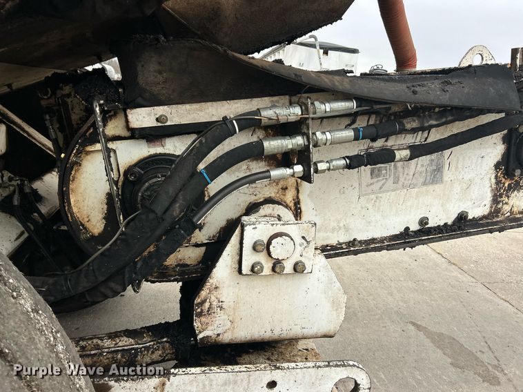 image for item EK3727 2006 Roadtec Shuttle Buggy SB-2500C material transfer vehicle