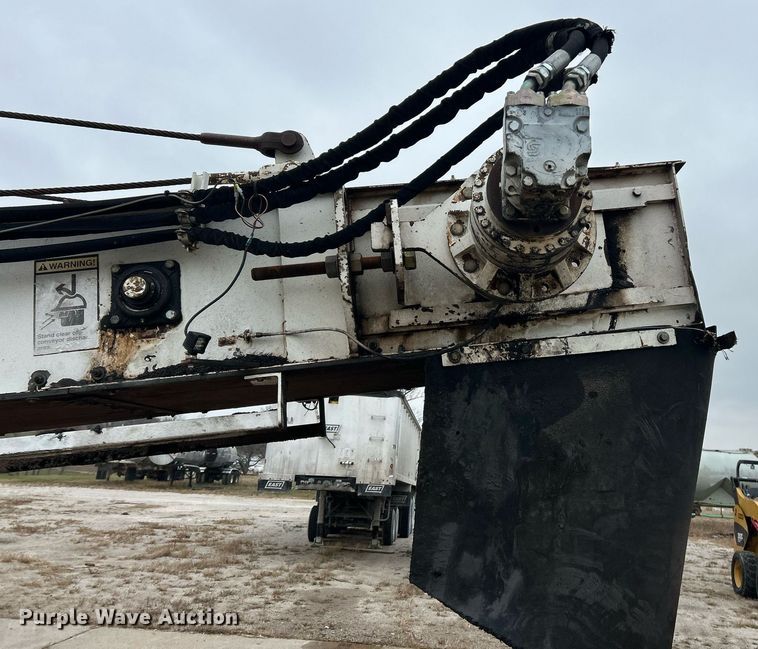 image for item EK3727 2006 Roadtec Shuttle Buggy SB-2500C material transfer vehicle