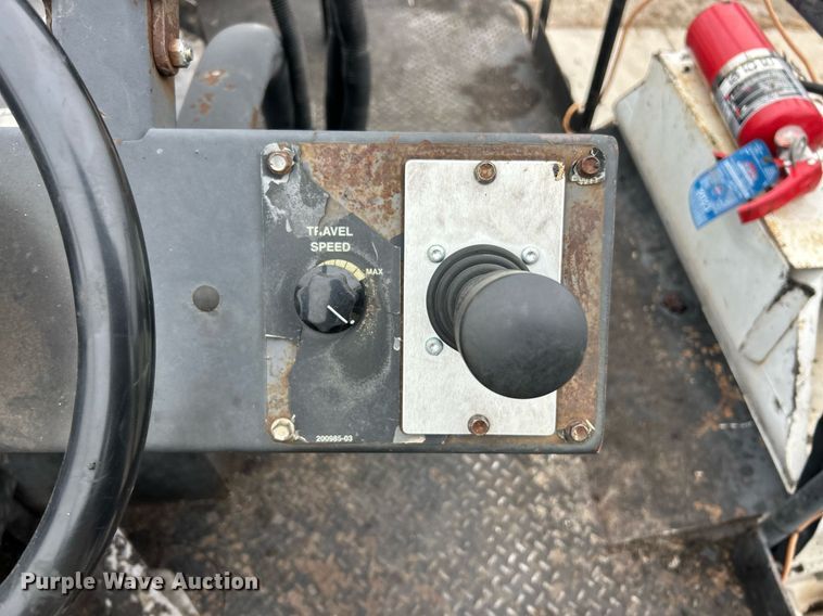 image for item EK3727 2006 Roadtec Shuttle Buggy SB-2500C material transfer vehicle