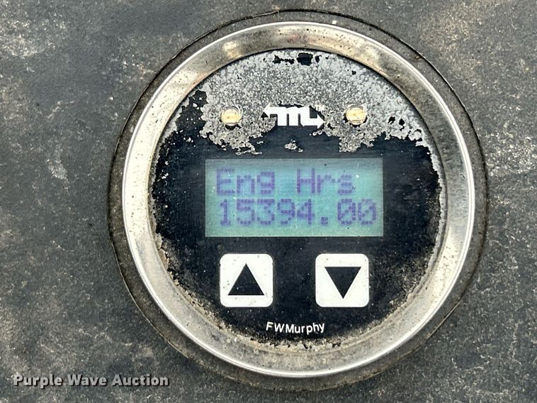 image for item EK3727 2006 Roadtec Shuttle Buggy SB-2500C material transfer vehicle