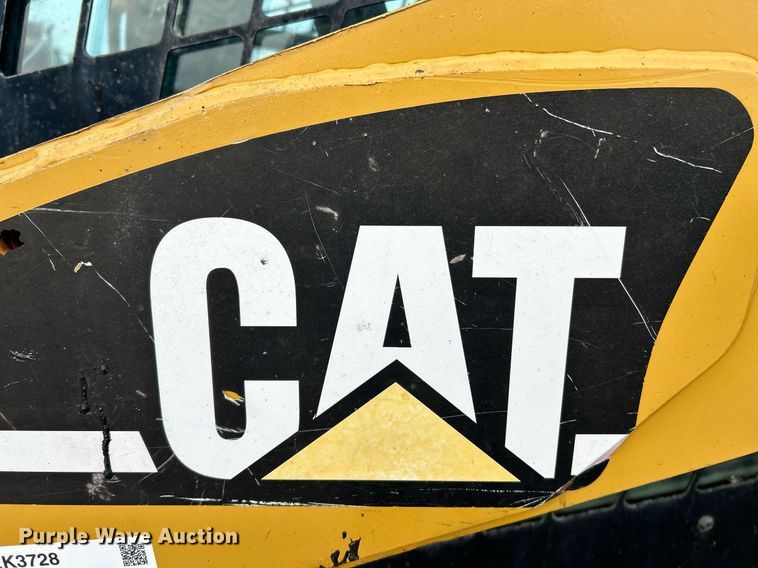 image for item EK3728 2011 Caterpillar 262C skid steer loader
