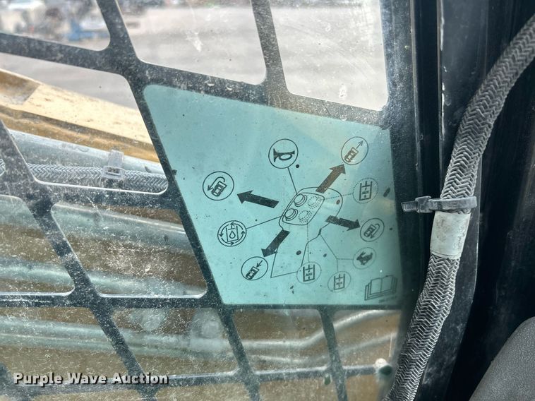 image for item EK3728 2011 Caterpillar 262C skid steer loader