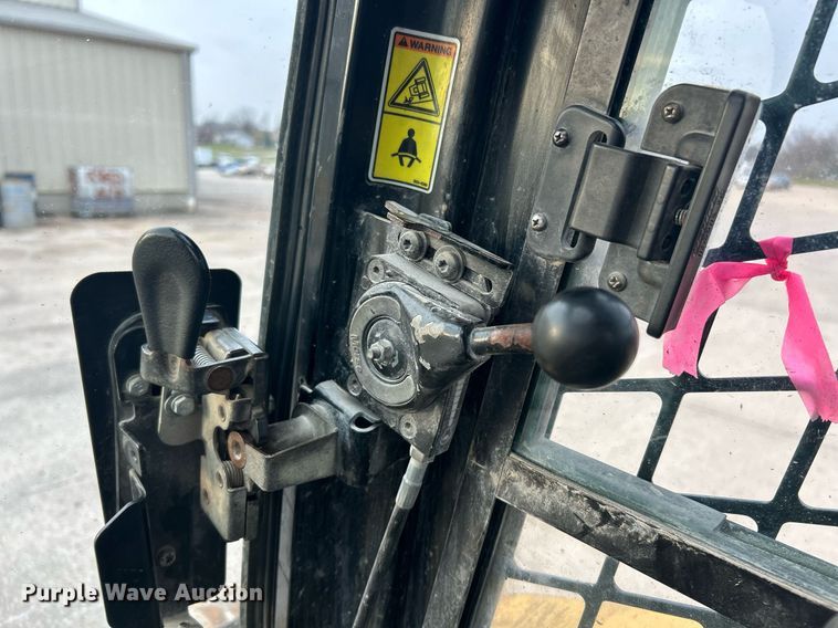 image for item EK3728 2011 Caterpillar 262C skid steer loader