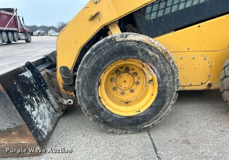 image for item EK3728 2011 Caterpillar 262C skid steer loader