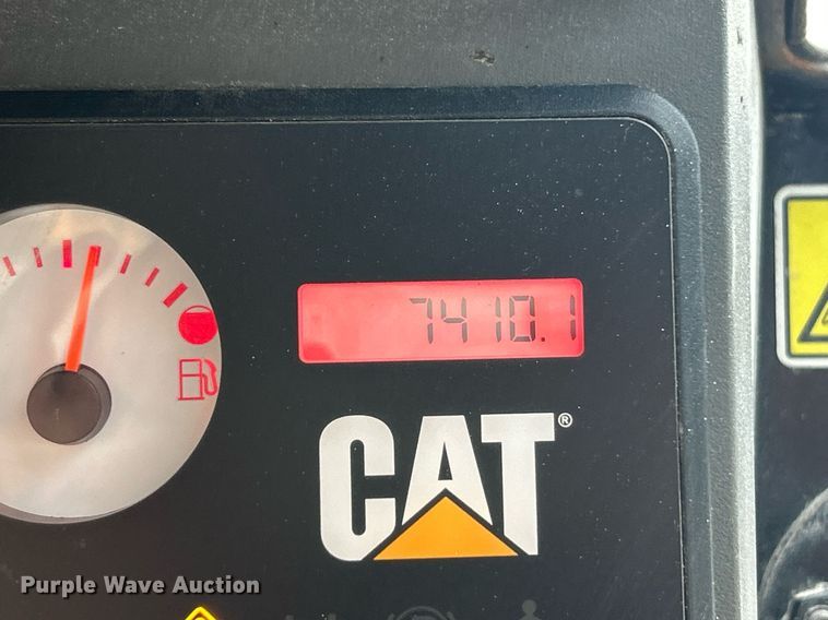 image for item EK3728 2011 Caterpillar 262C skid steer loader