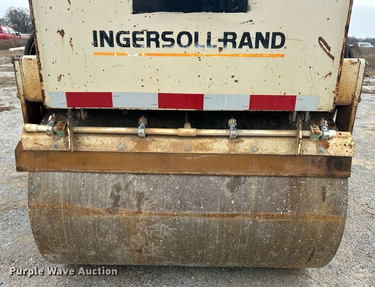 image for item EK3729 1998 Ingersoll Rand DD-24 double drum vibratory roller