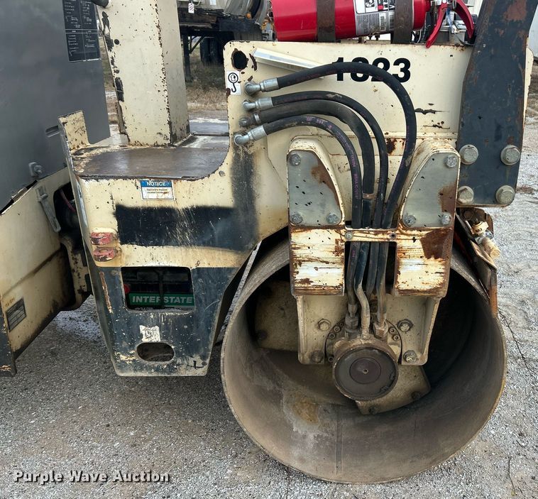 image for item EK3729 1998 Ingersoll Rand DD-24 double drum vibratory roller