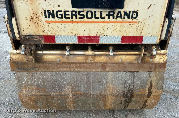 image for item EK3729 1998 Ingersoll Rand DD-24 double drum vibratory roller