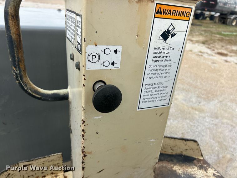 image for item EK3729 1998 Ingersoll Rand DD-24 double drum vibratory roller