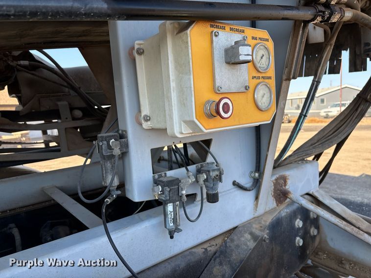 image for item EL5996 2000 International 5500I stone slinger