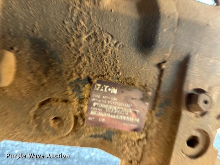 image for item EL5996 2000 International 5500I stone slinger