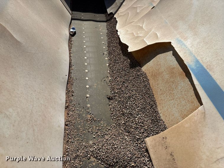 image for item EL5996 2000 International 5500I stone slinger