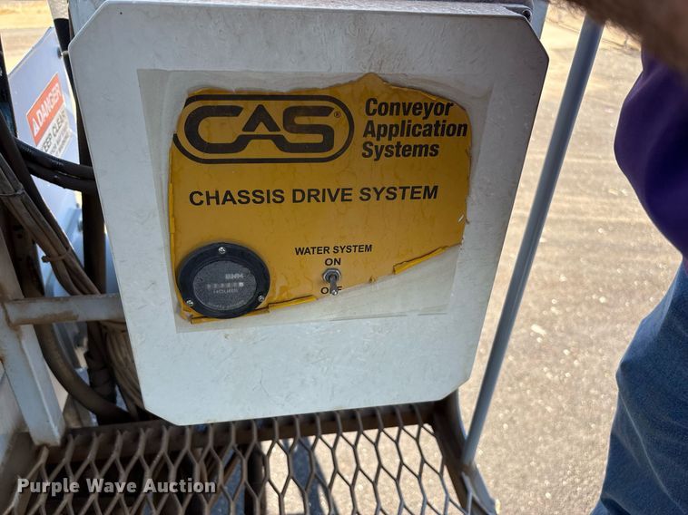 image for item EL5996 2000 International 5500I stone slinger