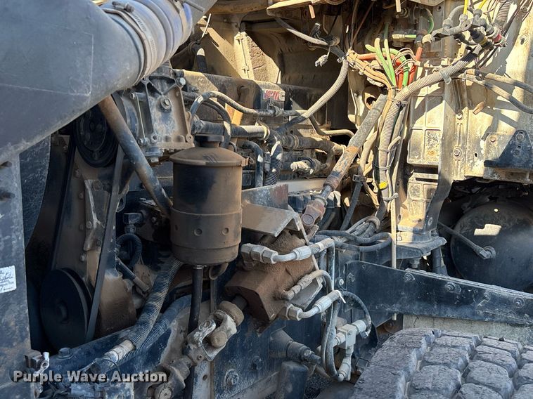 image for item EL5996 2000 International 5500I stone slinger