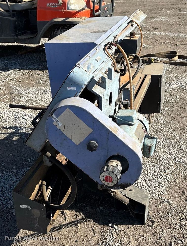 image for item EM0013 Wilton 7020 metal band saw