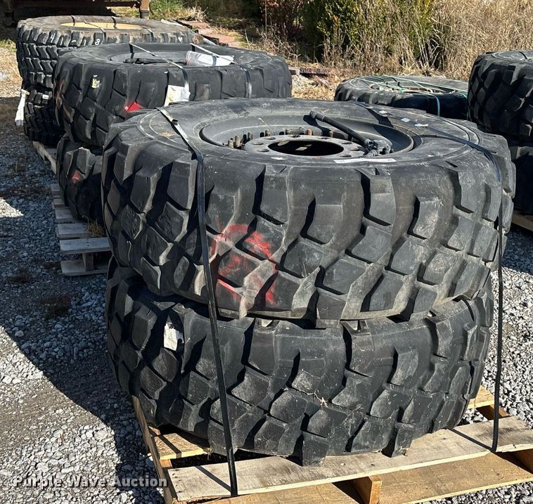 image for item EM0018 (6) tires and wheels