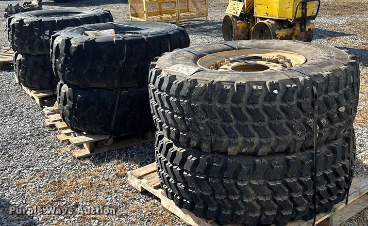 image for item EM0018 (6) tires and wheels