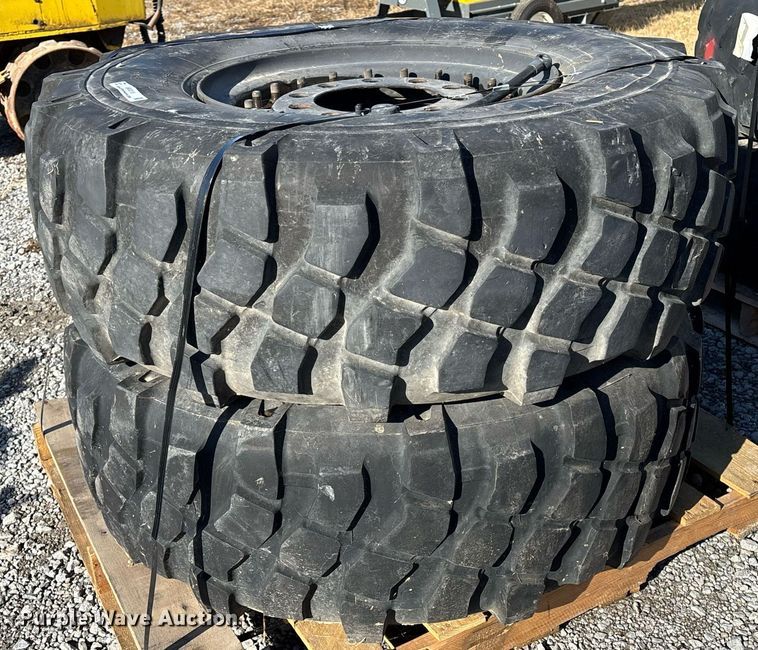 image for item EM0018 (6) tires and wheels