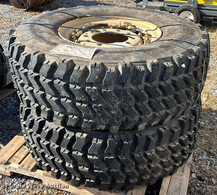 image for item EM0018 (6) tires and wheels