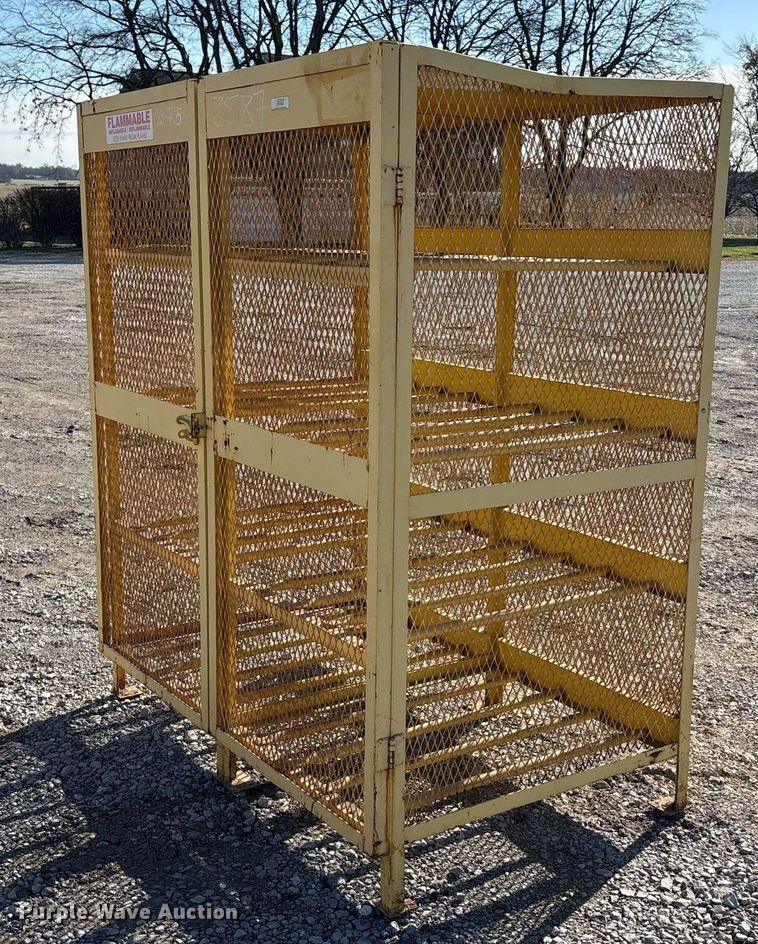 image for item EM0021 Jamco safety cabinet