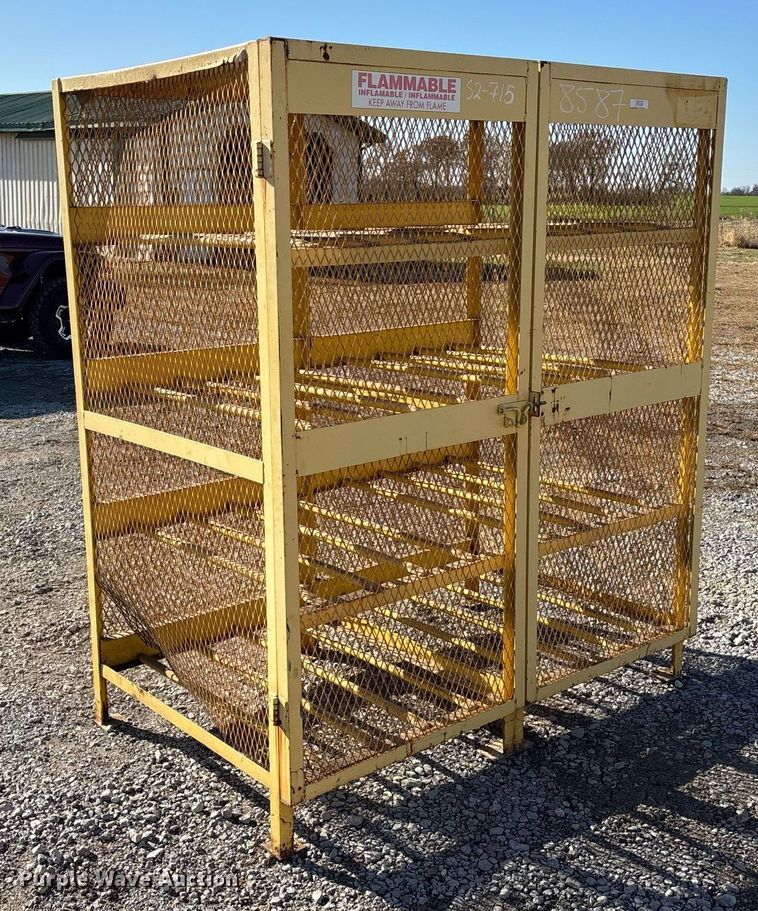 image for item EM0021 Jamco safety cabinet