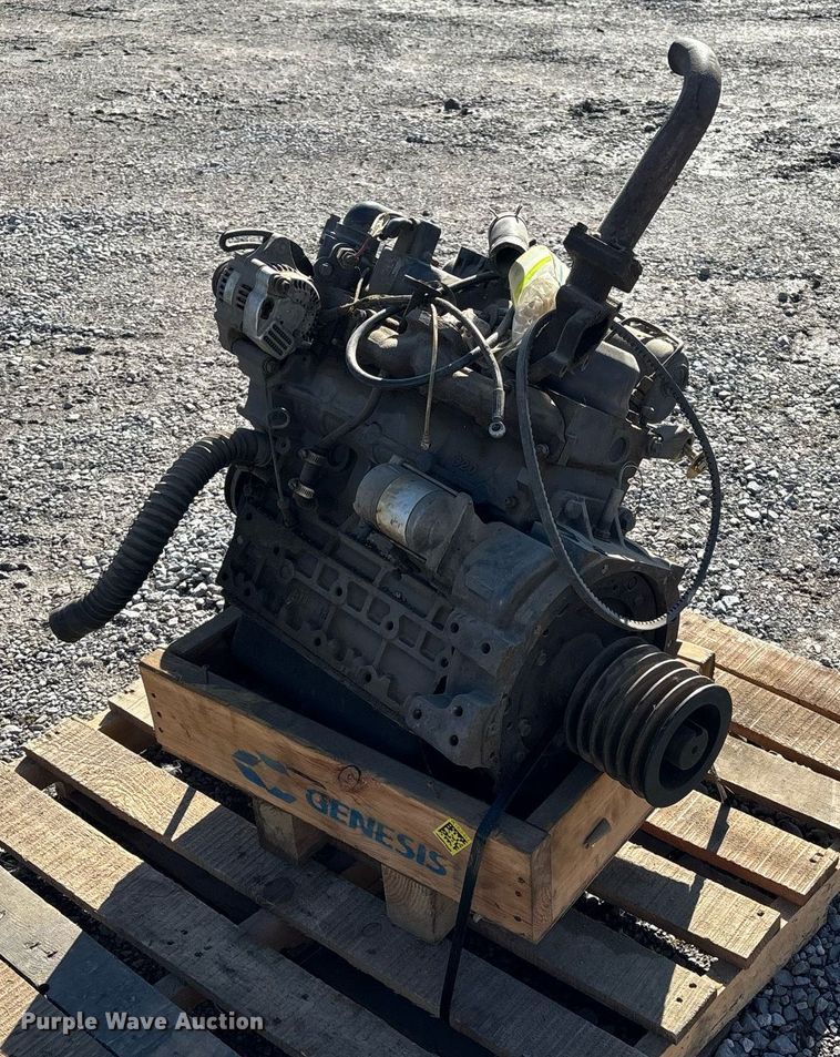 image for item EM0022 Kubota V2003-T-EU2 engine
