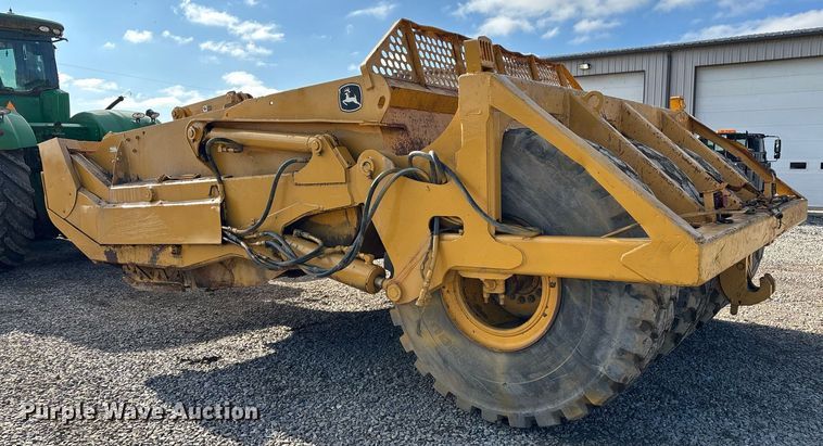 image for item EM0027 2012 John Deere 2112C scraper