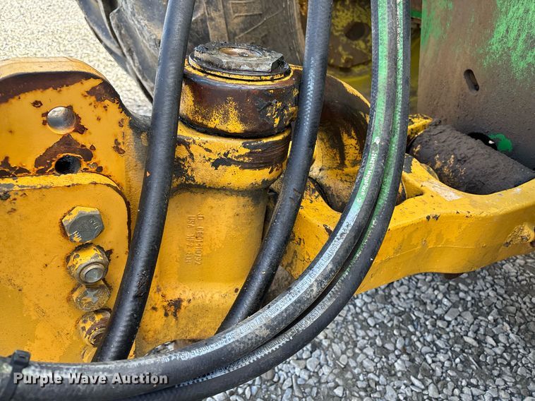 image for item EM0027 2012 John Deere 2112C scraper