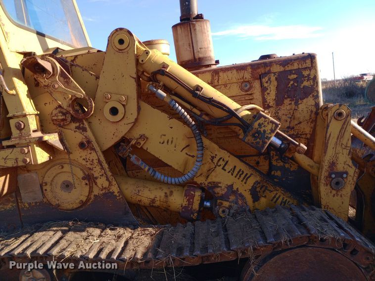 image for item EN8609 1972 Caterpillar  955L track loader