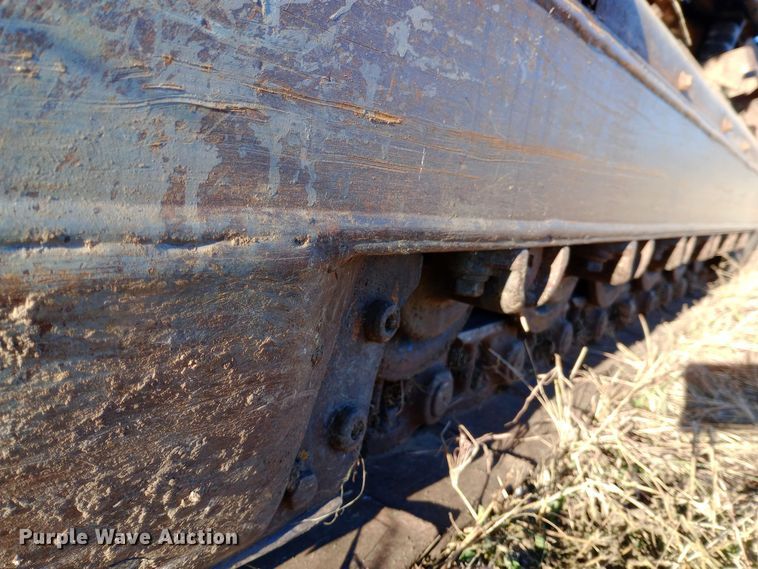 image for item EN8609 1972 Caterpillar  955L track loader