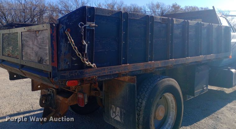 image for item EN8610 1989 Chevrolet  C70 Custom Deluxe dump truck