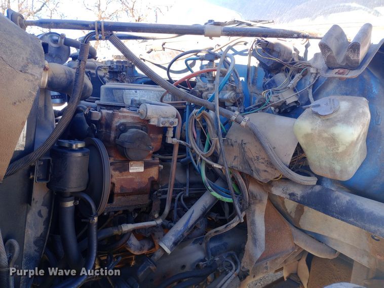 image for item EN8610 1989 Chevrolet  C70 Custom Deluxe dump truck