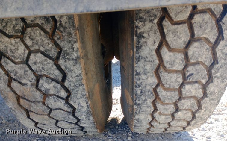 image for item EN8610 1989 Chevrolet  C70 Custom Deluxe dump truck