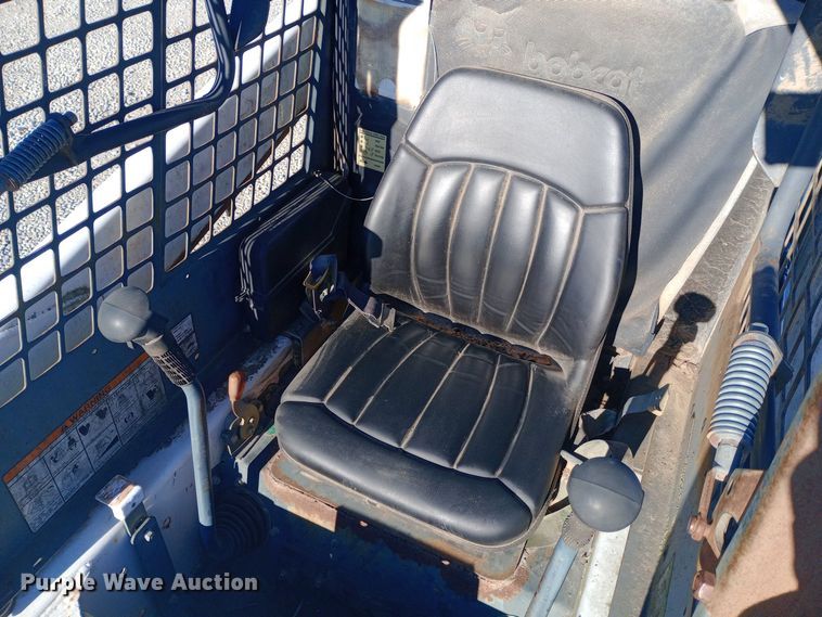 image for item EN8611 1997 Bobcat 763 skid steer loader