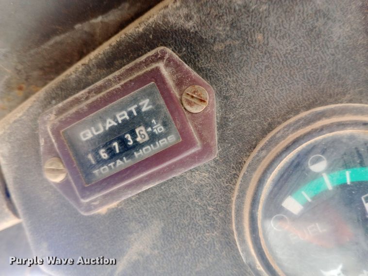 image for item EN8611 1997 Bobcat 763 skid steer loader