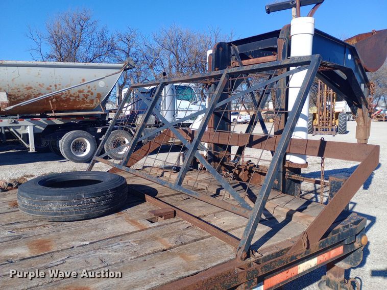 image for item EN8613 1997 Belshe equipment trailer