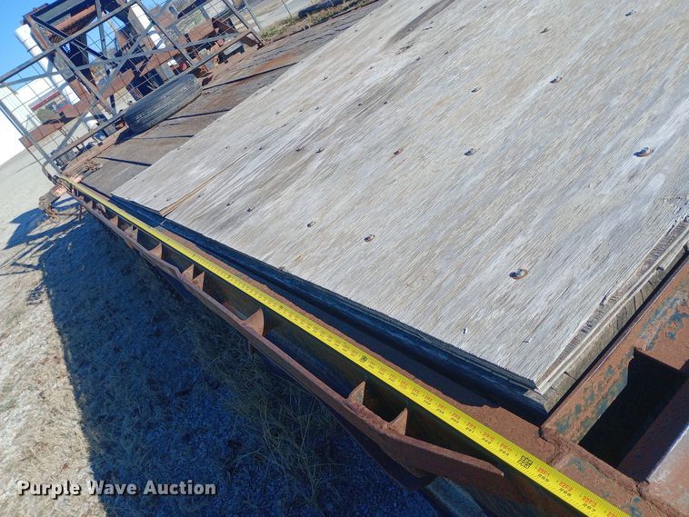 image for item EN8613 1997 Belshe equipment trailer