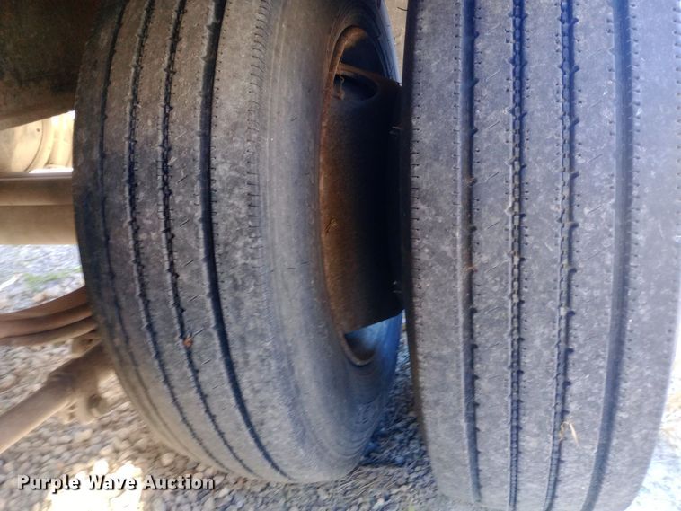 image for item EN8613 1997 Belshe equipment trailer