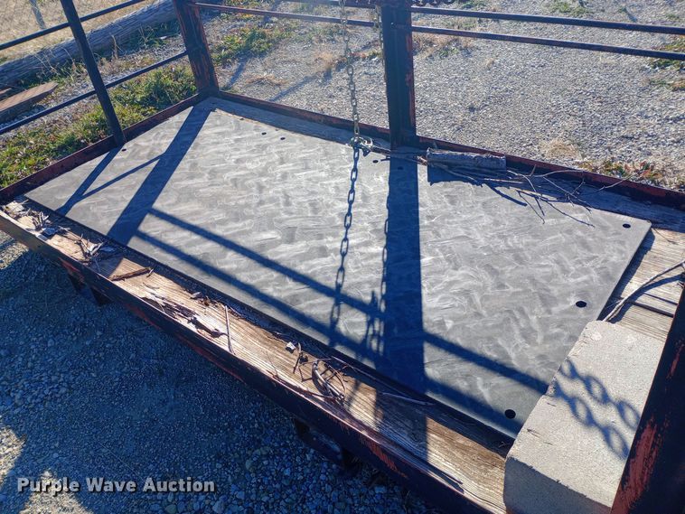 image for item EN8614 Shop built man basket