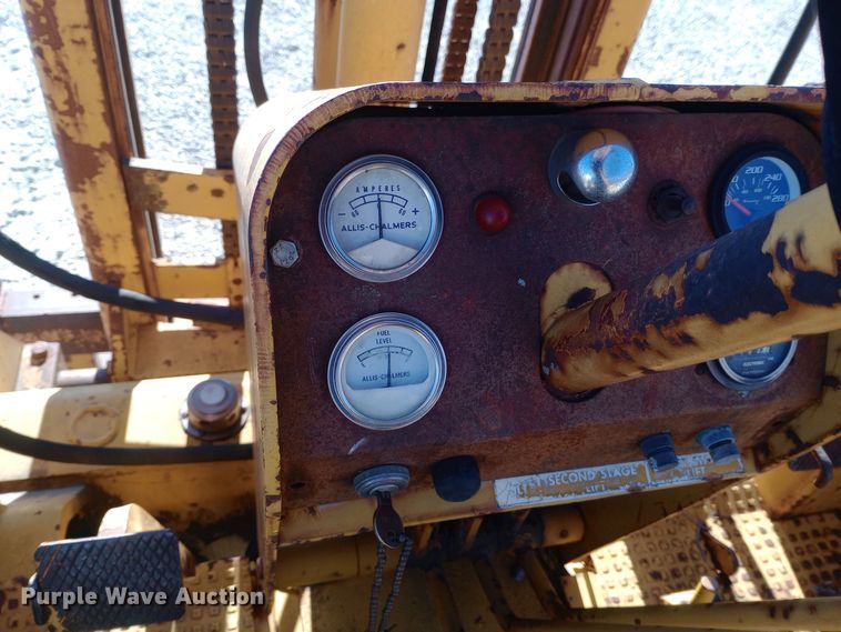 image for item EN8615 Allis-Chalmers 600 forklift