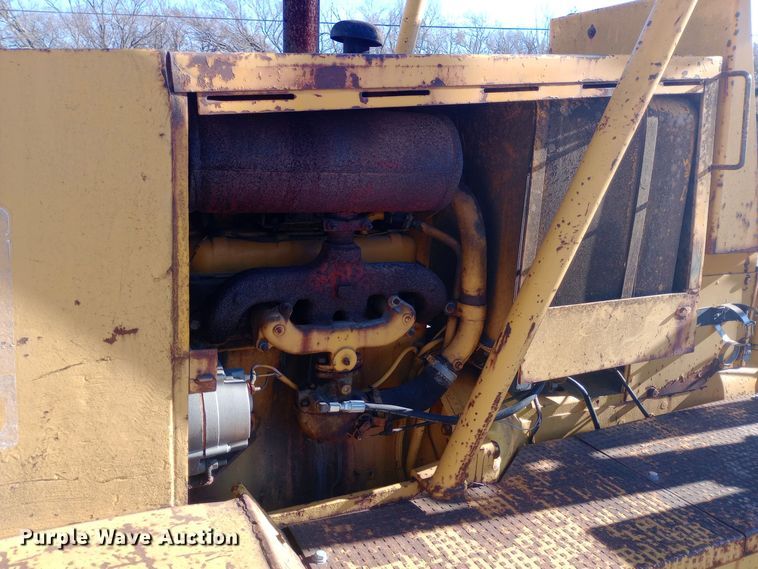 image for item EN8615 Allis-Chalmers 600 forklift